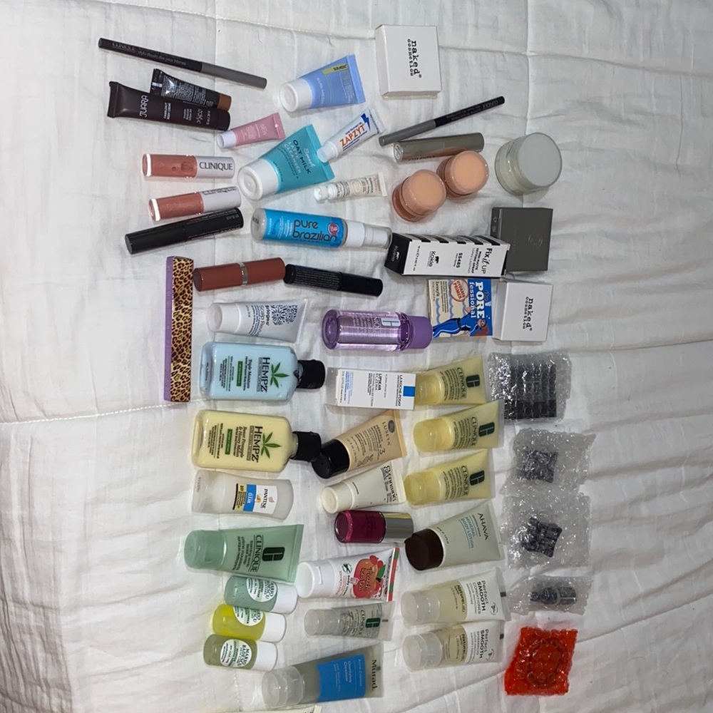Makeup/Skincare/Haircare Bundle!